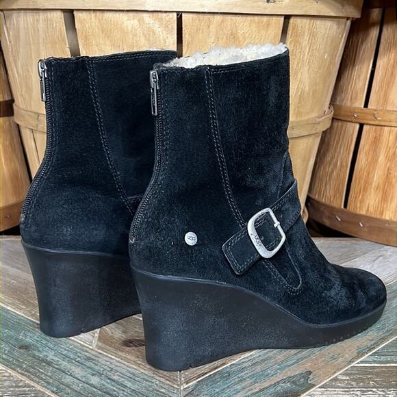 UGG Gissella Black Suede Shearling Lined Wedge Mid Calf Ankle Boot Womens Size 9 - Picture 5 of 12